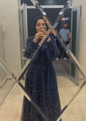 Lacivert Uzun Kol Drapeli Tesettür Elbise - Görsel 4