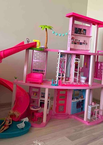 Barbie Rüya Evi 3 katlı kaydıraklı havuz partisi HMX10