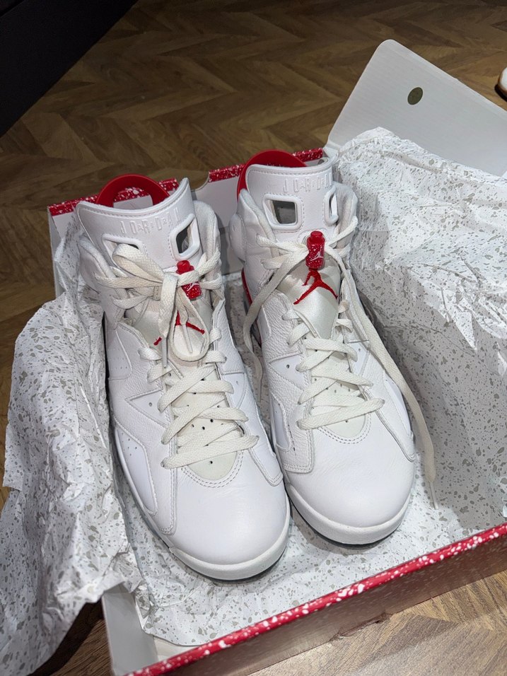 Nike Jordan 6 Retro Red Oreo - Görsel 2