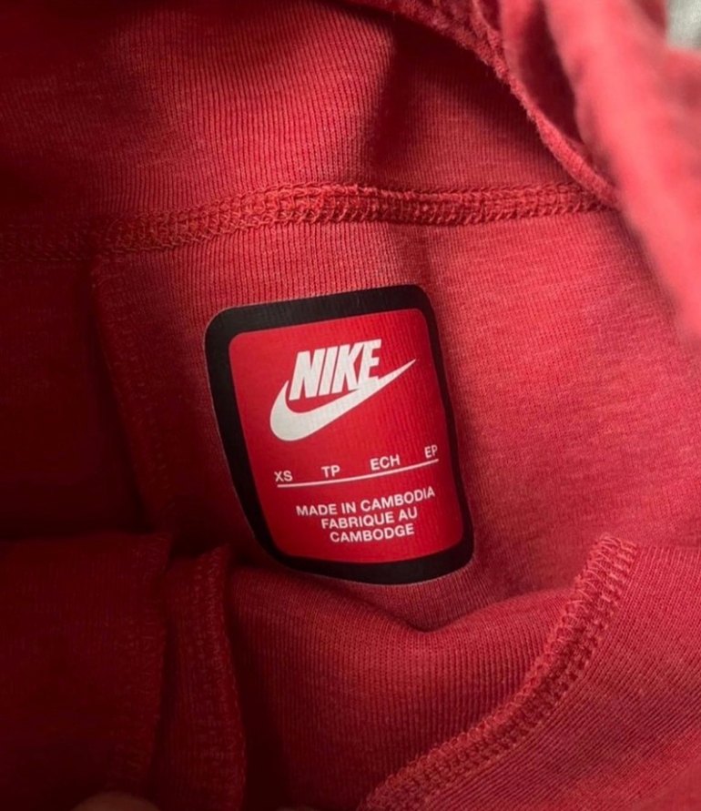 NİKE TECH FLEECE KIRMIZI - Görsel 3