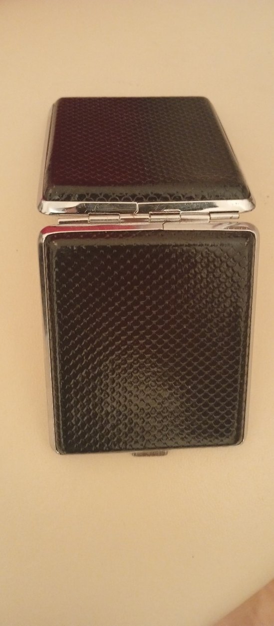 Klasik Siyah Yılan Desenli Erkek sigara tablob - Görsel 2