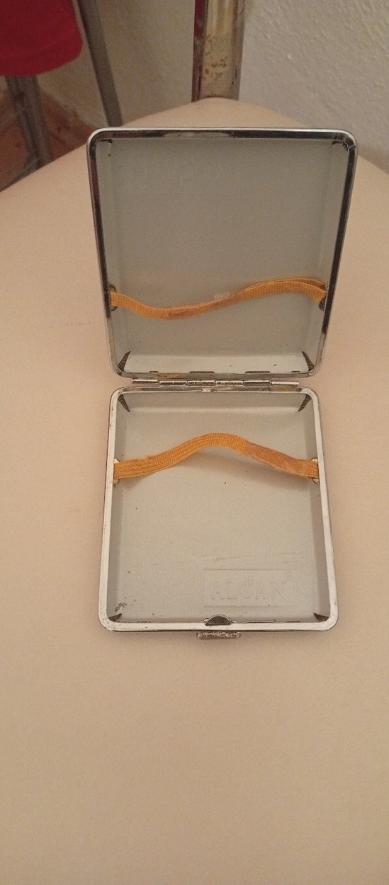 Klasik Siyah Yılan Desenli Erkek sigara tablob - Görsel 3