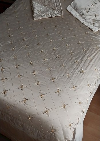 saten yatak örtüsü - Görsel 2