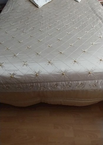 saten yatak örtüsü - Görsel 3