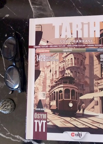 TYT Tarih soru bankası Ulti yayınları