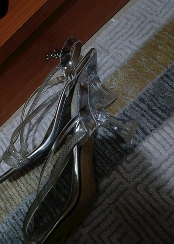 Gri Yılan Desenli Stiletto Topuklu Kadın Ayakkabı - Görsel 4