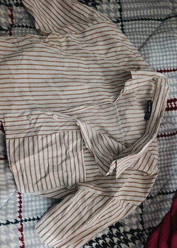 Bej Çizgili Kadın Kısa Kollu Gömlek - Görsel 2