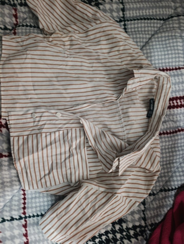 Bej Çizgili Kadın Kısa Kollu Gömlek - Görsel 2