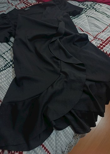 V Yaka Kısa Kollu Siyah  elbise - Görsel 2