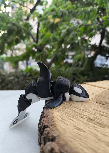 Beden Renk 3D Baskı ile Siyah ve Beyaz Katil Balina Aksiyon Figürü