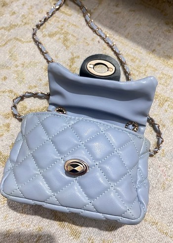 Mavi Zincir Detaylı Deri Kadın Çanta - Görsel 7