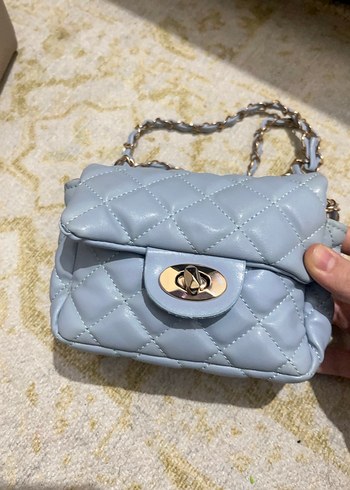 Mavi Zincir Detaylı Deri Kadın Çanta - Görsel 6