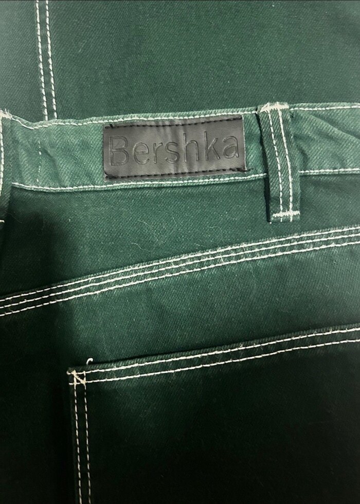 Koyu yeşil pantolon bershka - Görsel 4