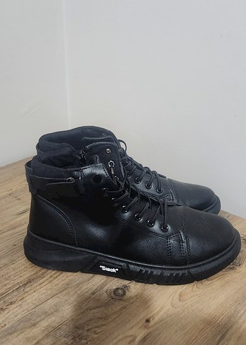 Siyah Bağcıklı Erkek Günlük Bot - Görsel 2