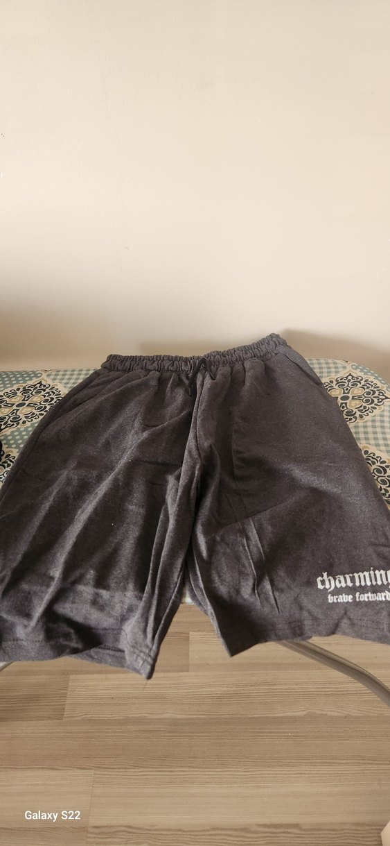 Siyah Düğmeli Mini Streetwear Şort - Görsel 2