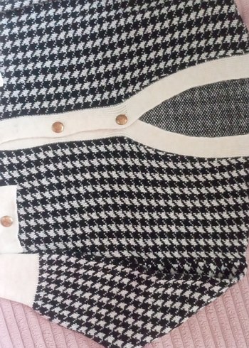 Kadın Beyaz Siyah Uzun Kollu Örgü Hırka - Görsel 2