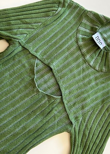 Yeşil Göğüs Dekolteli Mini Kadın Kazak Urban Outfitters