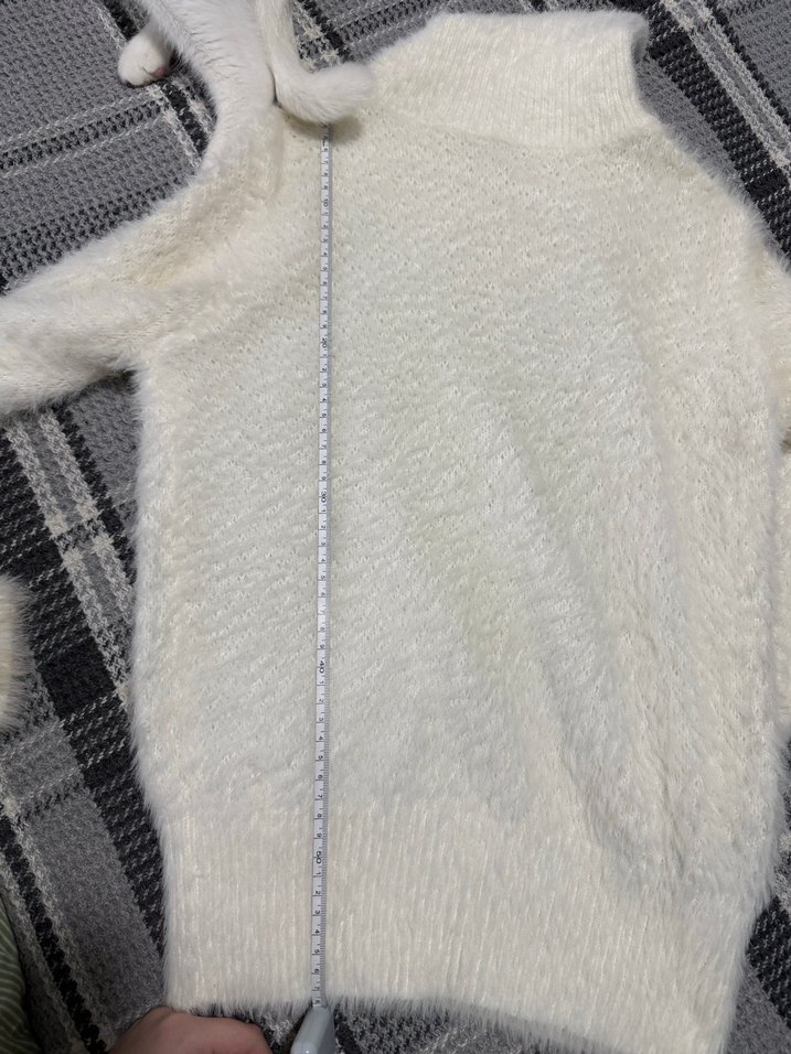 Koton Beyaz Yumuşak Kazak - Görsel 3