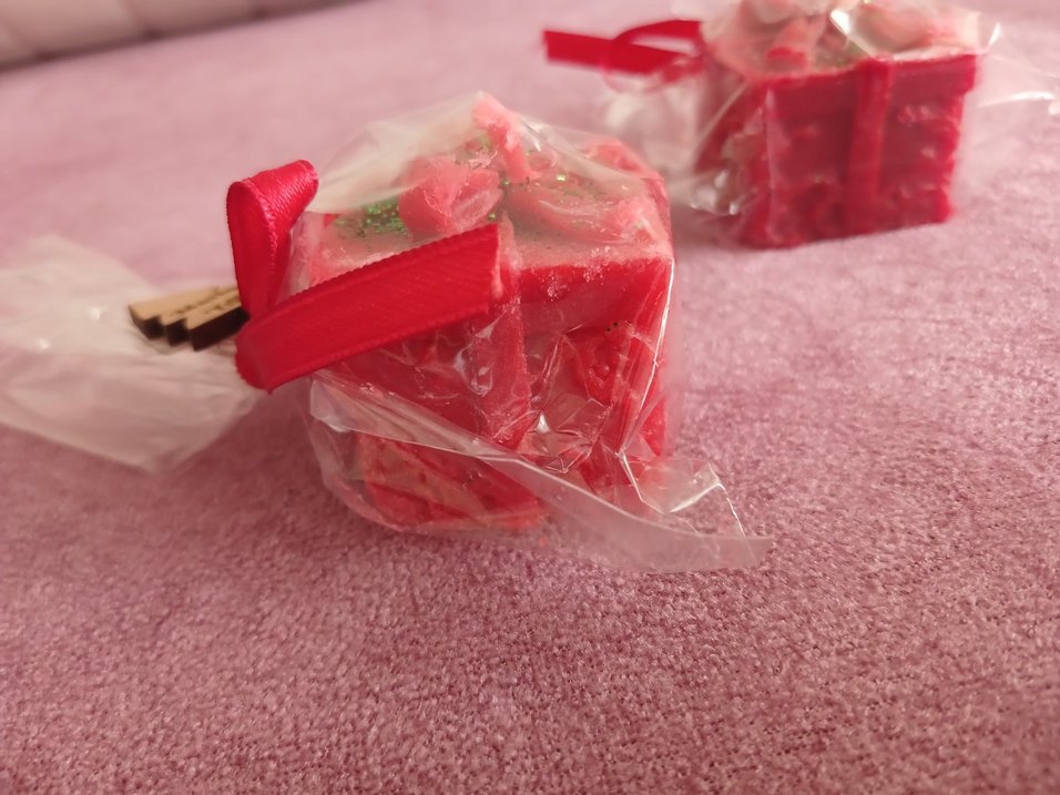 Kırmızı Mumlar - Görsel 2