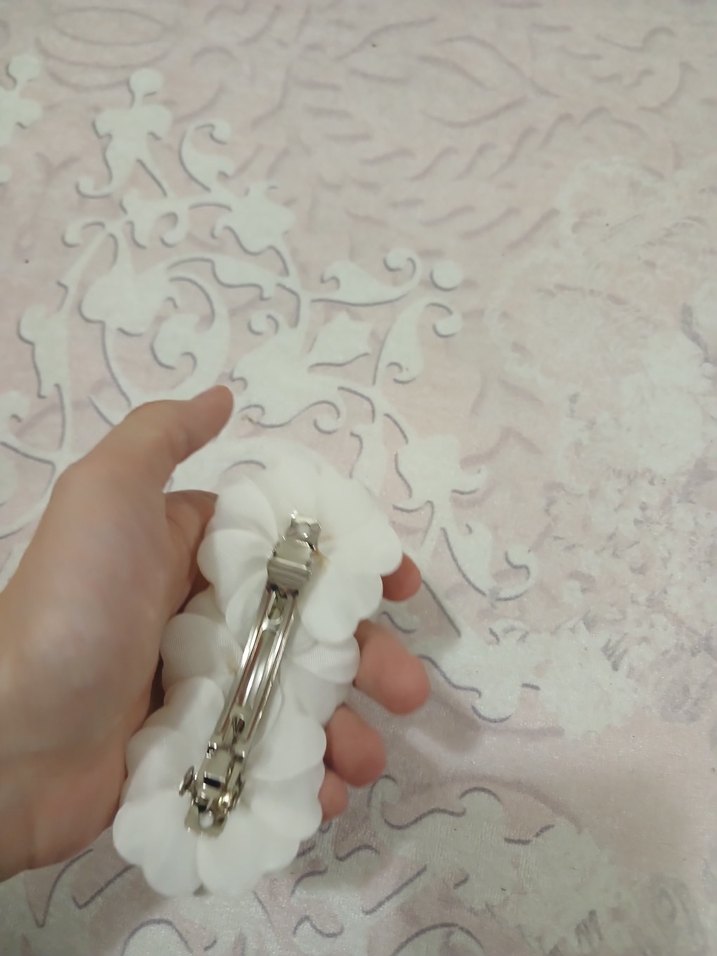 Beyaz Çiçek Saç Tokası - Görsel 2