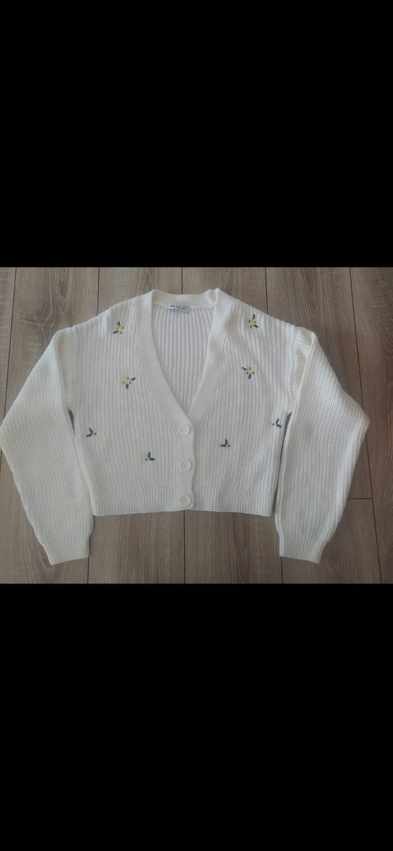 Nakışlı Beyaz Triko Kadın Hırka - Görsel 2