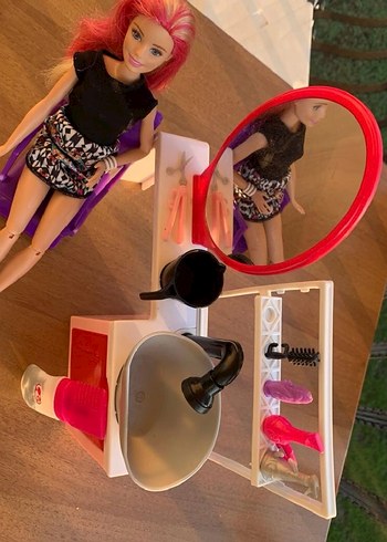  Beden Renk Barbie Kuaför Seti