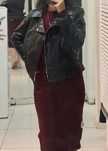 Bordo elbise ve kazak takım