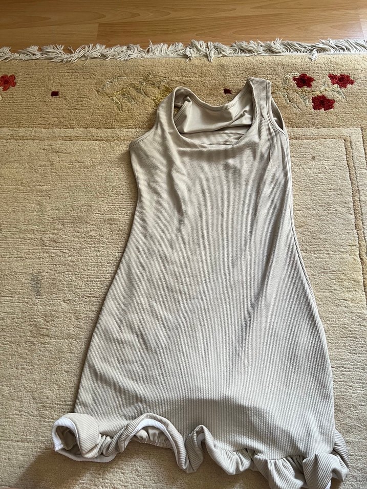 Kolsuz Fırfırlı Beyaz Keten Mini elbise - Görsel 2