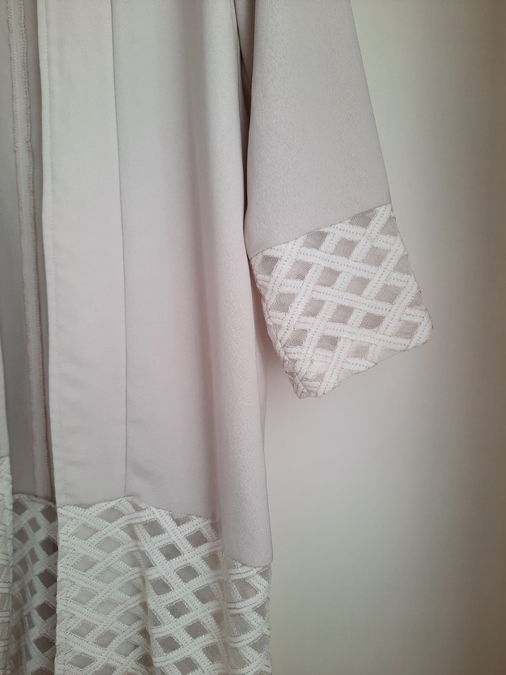 Uzun Boy Beyaz Dantel Detaylı Kadın Kimono - Görsel 3