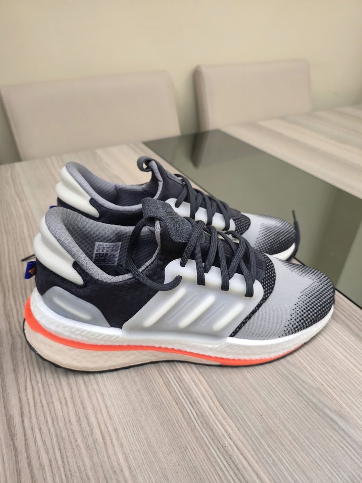 Adidas Erkek Gri Spor Ayakkabı Bağcıkları - Görsel 2