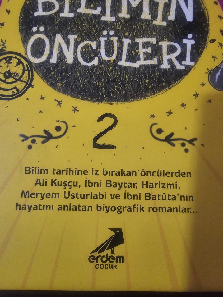 Bilimin Öncüleri 2 - kutu içinde 5 adet kitap vardır. - Görsel 4