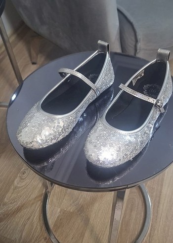 Klasik Kız Babet Ayakkabı Tokalı Gri - Görsel 2