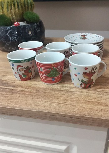 touch me porcelain Renkli Noel Temalı Seramik Fincan Seti 6 lısı