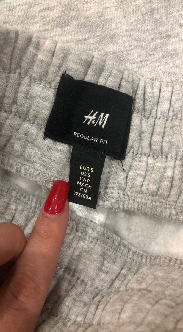 Gri Rahat Kesim Şort - Görsel 3