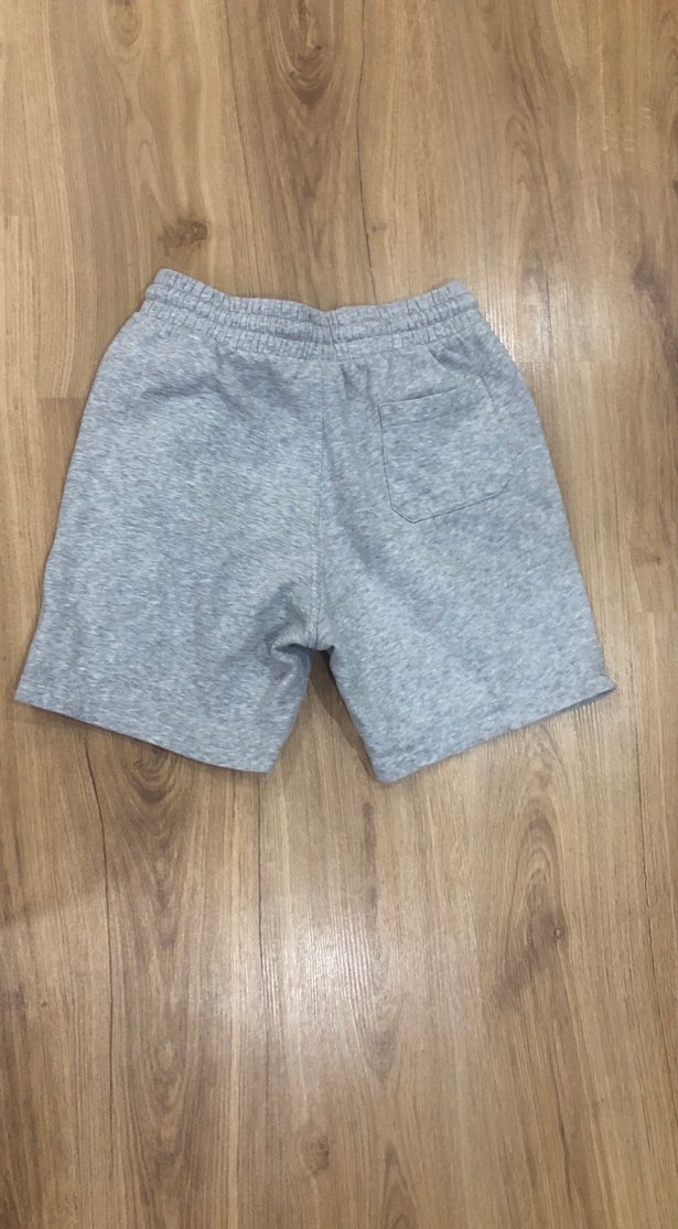 Gri Rahat Kesim Şort - Görsel 2