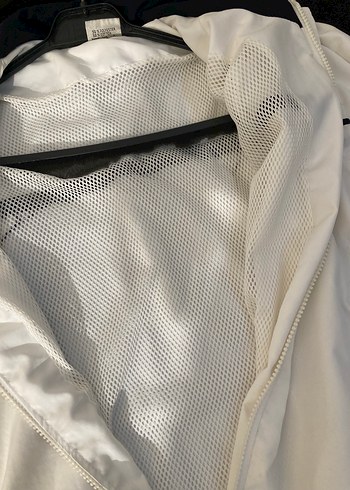 beyaz yağmurluk - Görsel 4