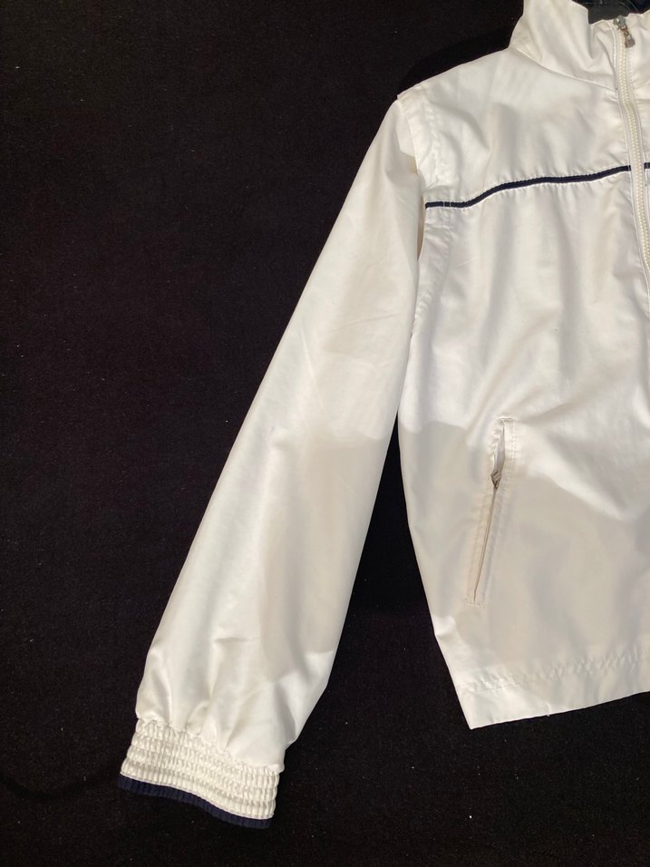 beyaz yağmurluk - Görsel 2