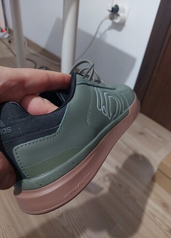44 Beden haki Renk Orijinal Sıfır Adidas 44.5 numara Sleuth Dlx Fiveten