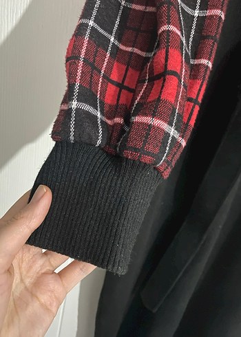 Ekose Detaylı Siyah Uzun Kollu Uzun Elbise - Görsel 2