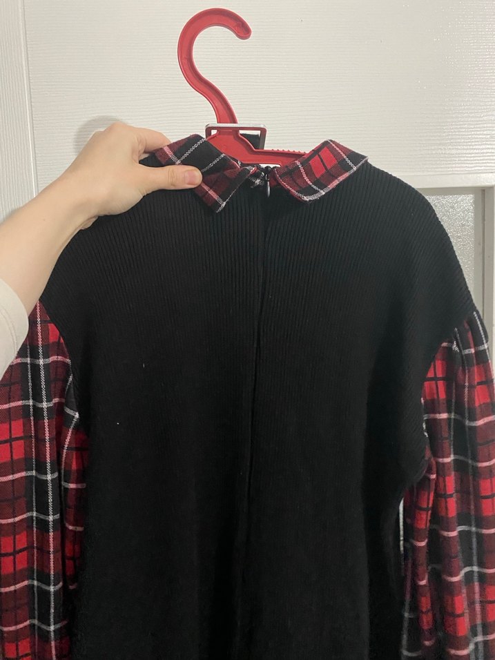 Ekose Detaylı Siyah Uzun Kollu Uzun Elbise - Görsel 4