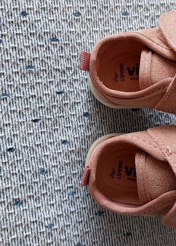19 Beden pembe Renk Vicco Pembe İlk Adım Kız Ayakkabısı 19 numara