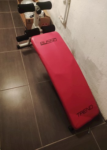 Kırmızı mekik sehpası BUSSO TREND