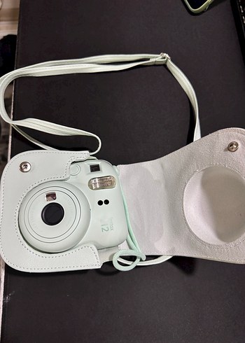 Pastel Beyaz Filmli Fotoğraf Makinesi