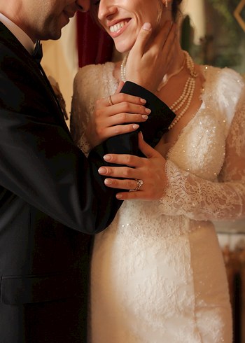 Fransız Dantelli Balık Model Uzun Kollu Sırt Dekolteli Gelinlik - Görsel 3