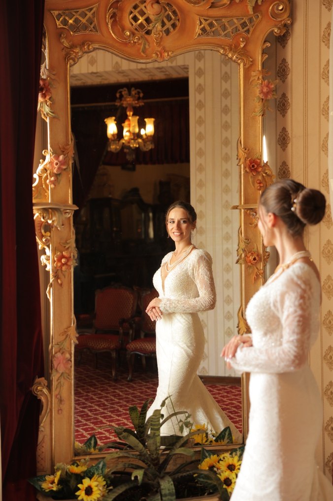 Fransız Dantelli Balık Model Uzun Kollu Sırt Dekolteli Gelinlik - Görsel 2