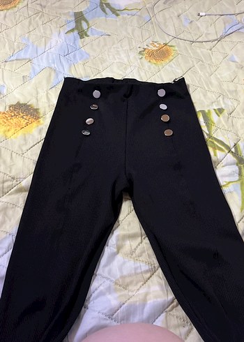 Düğmeli Siyah Kadın Kumaş Pantolon