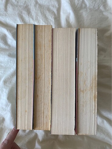  Beden Kimberley Freeman ıssız kar taneleri kor adası iki kitap