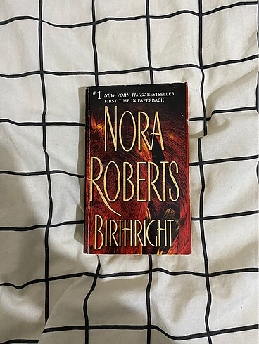 Birthright Nora Roberts