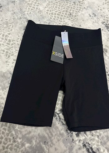 XSIDE Siyah Yüksek Bel Mini Şort - Görsel 5