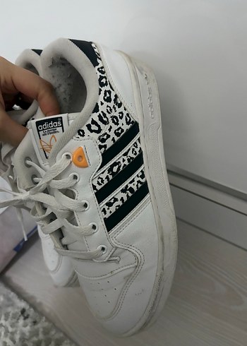 Kadın Beyaz Bağcıklı Blok Topuklu Spor Ayakkabı - Görsel 3